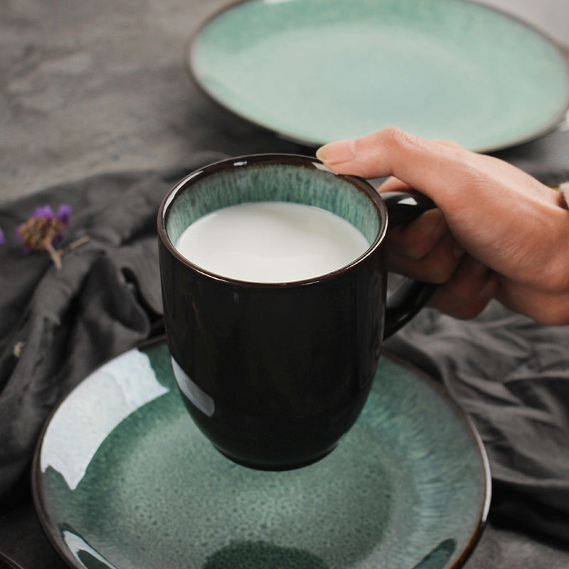 European-style Retro Plates - Vintage Flat Bowls and Plates Collection