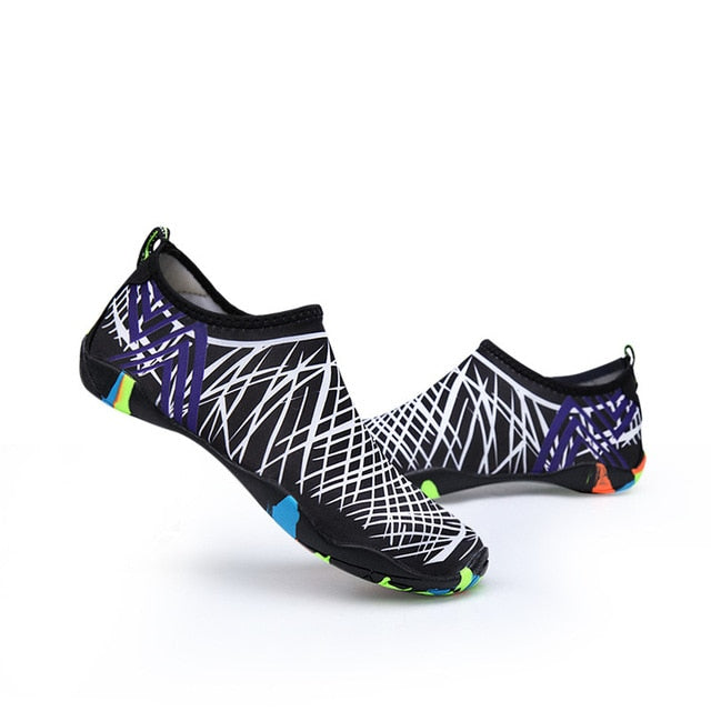 Outdoor Summer Beach Shoes for Men & Women - Lightweight Casual Footwear
