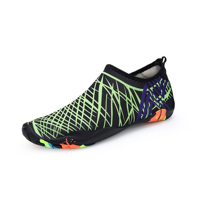 Outdoor Summer Beach Shoes for Men & Women - Lightweight Casual Footwear