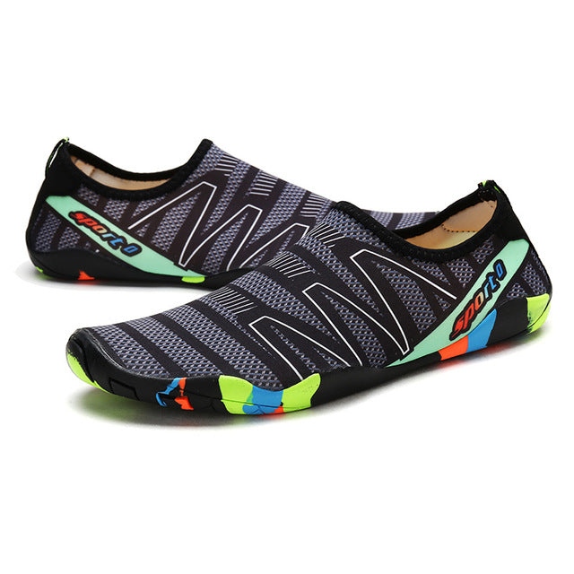 Outdoor Summer Beach Shoes for Men & Women - Lightweight Casual Footwear